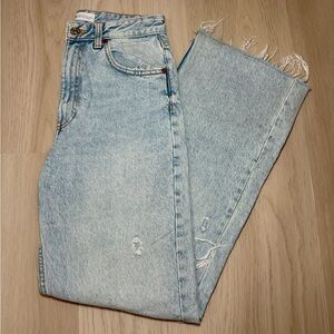 Zara High Rise Wide Leg Jean size 6
